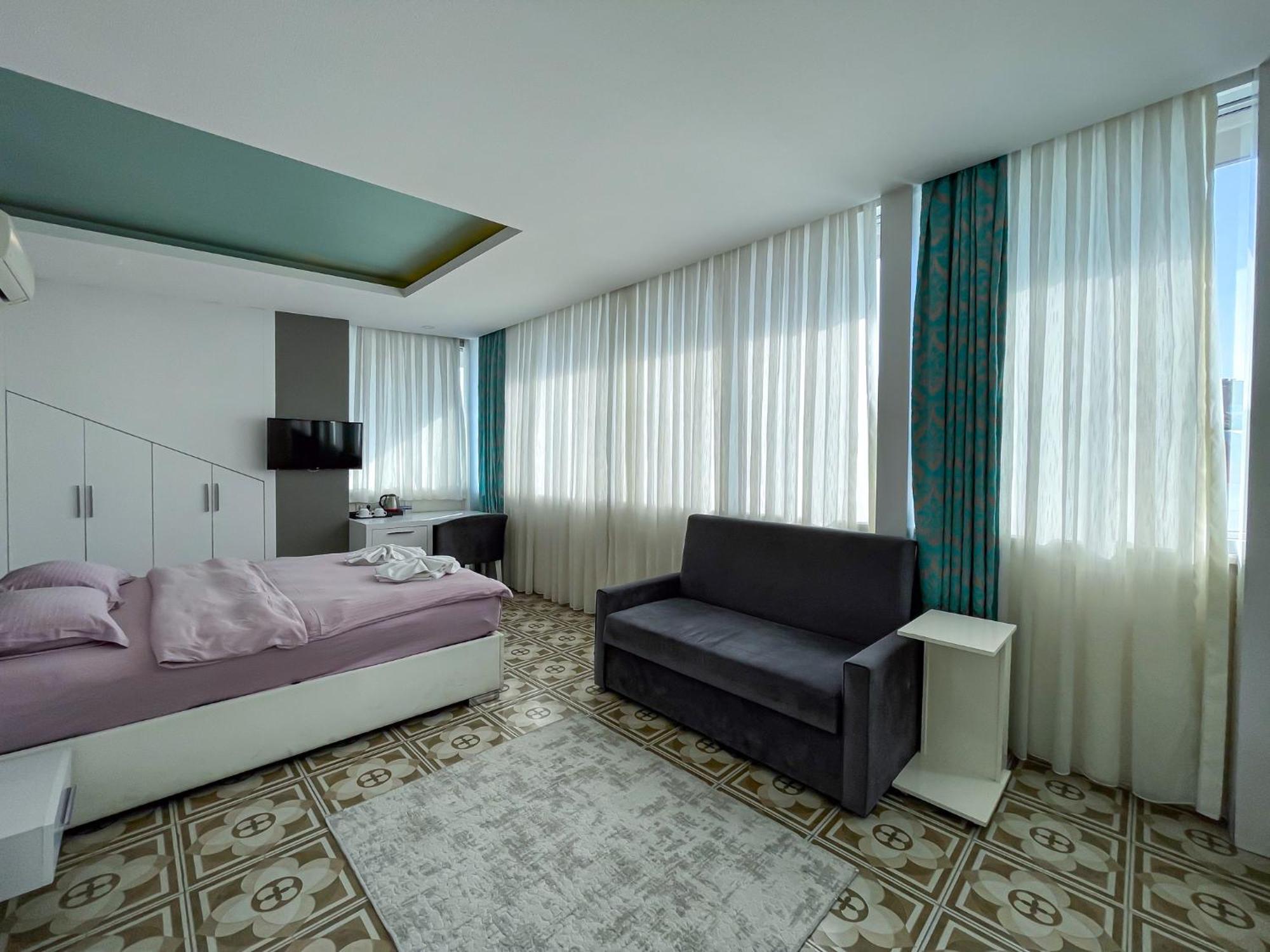 Berrak Su Hotel Antalya Exterior photo